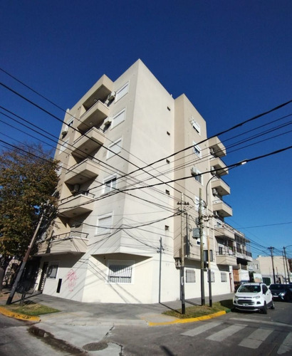 Departamento En Venta En Caseros