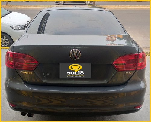 Volkswagen Vento 2.5 Luxury 170cv 2013
