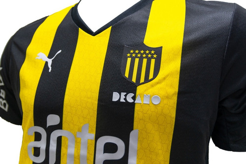 Imagen 3 de 8 de Camiseta Oficial Adulto Club Atlético Peñarol 2022