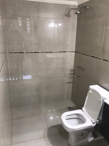 Casa En Venta En Lanús Oeste