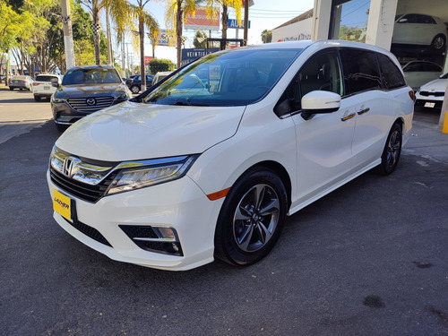 Honda Odyssey Touring 