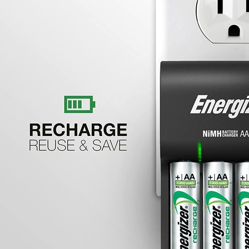 Cargador Energizer Universal Con 2 Pilas Aa Recargables