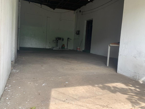 Lote - Galpón En Zona Comercial - Av Hipolito Yrigoyen - Burzaco