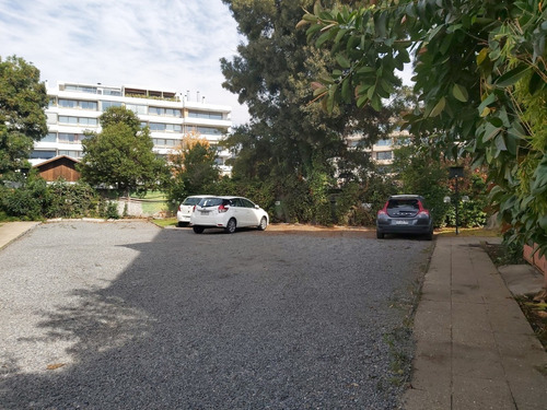 Departamento Cercano Al Barrio Los Castaños,esquina El Aromo