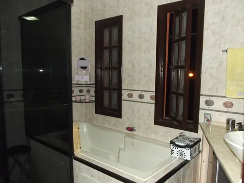 Sobrado 3 Dorms, (3 Suites),5 Banheiros, Garagem 5 Carros, Cozinha,churrasqueira