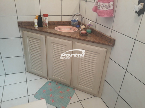 Imagem 12 de 19 de Casa 03 Dormitórios Sendo 01 Suíte E Demais Dependências. - 35711320v