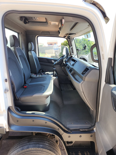 Caminhão 3/4 Vw Delivery 11 180 Prime 2022 Com Bau De 6,2mts