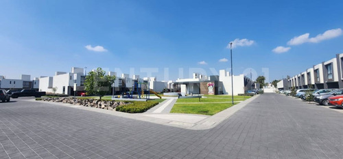 Casa En Renta En Aurea, Toluca
