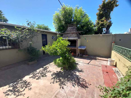 Chalet En Venta En Ezpeleta Este
