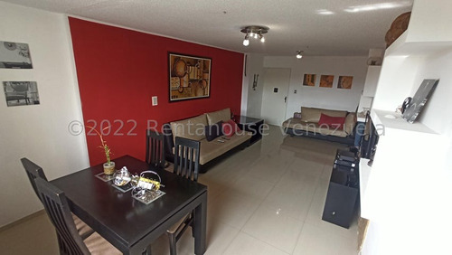 At Venta Apartamento Los Dos Caminos 24-17012