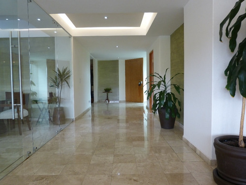 Imagen 5 de 15 de Depto. Lomas Country Club
