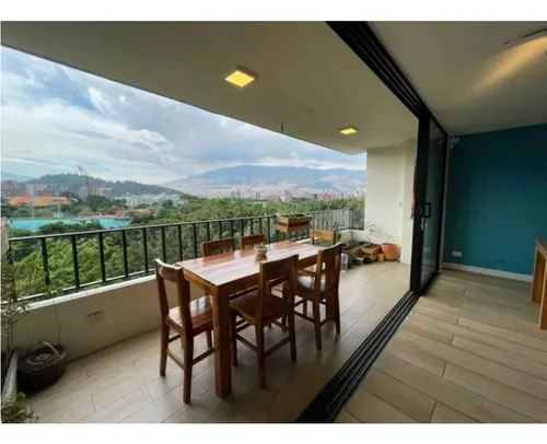 Vendo Apartamento Totamente Amoblado En Laureles Florida Nueva