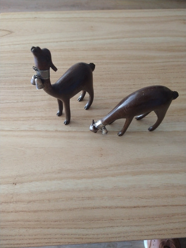 Set Llamas Peruanas  De Madera Con Metal Llamas 