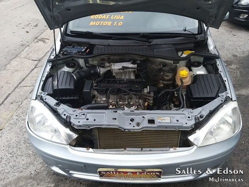 Gm - Chevrolet Corsa Sedan 1.0 2003