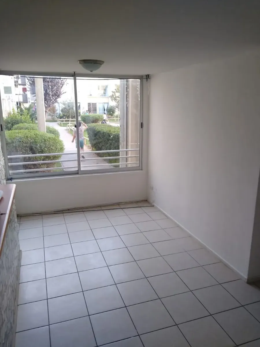 Imagen 2 de 18 de Arriendo Departamento De 3 Dormitorios, 1 Baño