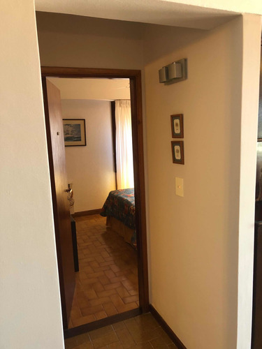 Imagen 7 de 14 de Departamento Frente Al Mar - Dos Amb C/coch Venta