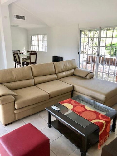 Imagen 2 de 14 de Casa En Club De Campo El Moro