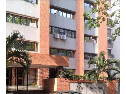 Apartamento En Venta Urb Prebo Rio Grande, 58 M2, 2 Habitaciones, 1 Baño, 2 Puestos De Estacionamiento, Aire Acondicionado, Planta Electrica, Inversor De Corriente, Vista Panoramica, Aa-9103766