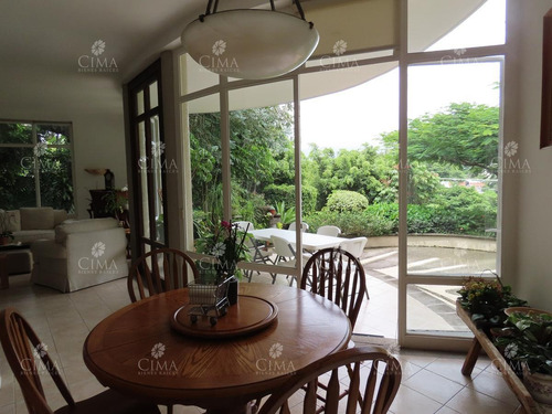 Imagen 25 de 30 de Venta Casa Moderna Con Vista Y Alberca En Cuernavaca - V72