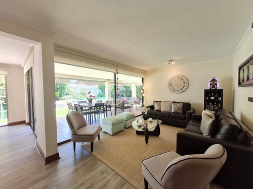 Casa Venta Excelente Ubicación En Chamisero Chicureo Colina