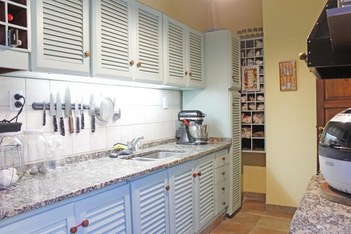 Imagen 10 de 30 de Casa - S.isi.-vias/libert.