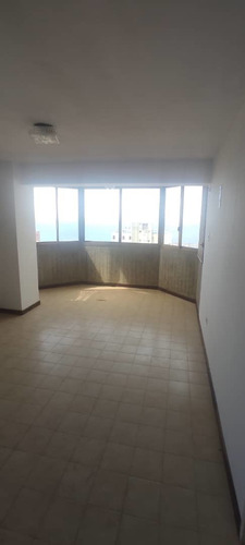 Imagen 13 de 27 de Apartamento En Alquiler