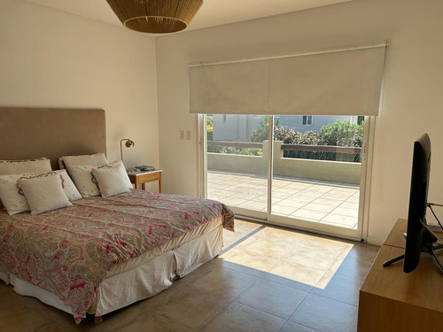 Imagen 17 de 30 de Oportunidad, Casa De 9 Ambientes, Alquiler Anual, Impecable Estado En Talar Del Lago Ii