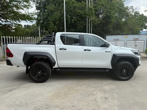 Toyota Hilux 2.8 Gr-S