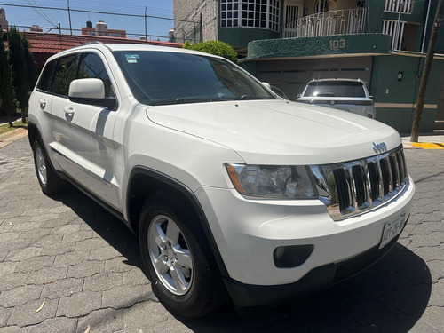 Jeep Grand Cherokee Laredo V6 Lujo 4x2 At