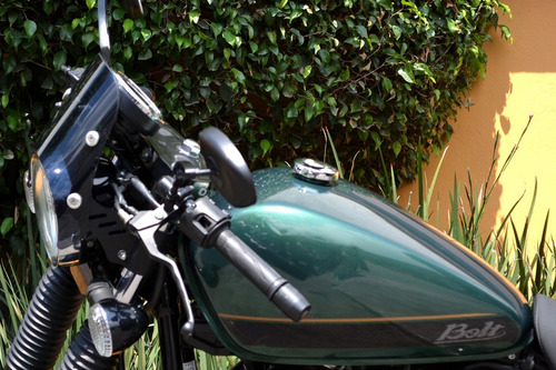 Imagen 4 de 15 de Impecable Yamaha Bolt 950 Muy Llamativa Poco Uso Como Nueva