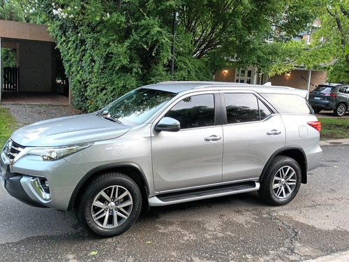 Imagen 15 de 15 de Toyota Sw4 2019 2.8 Srx 177cv 4x4 7as At