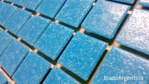 Venecitas Biseladas Celeste Medio 2x2. Aptas Pileta O Baño.