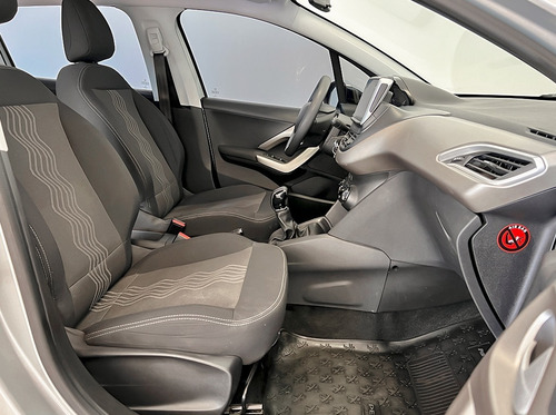 Imagen 20 de 24 de Peugeot 2008 Allure 1.6