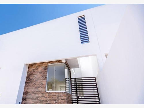 Imagen 1 de 7 de Casa Sola En Venta Santa Barbara