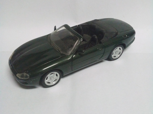 Carrinho Jaguar Xk8