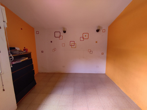 Imagen 10 de 12 de Town House En Urb. Valle De Chara, Valle Hermoso