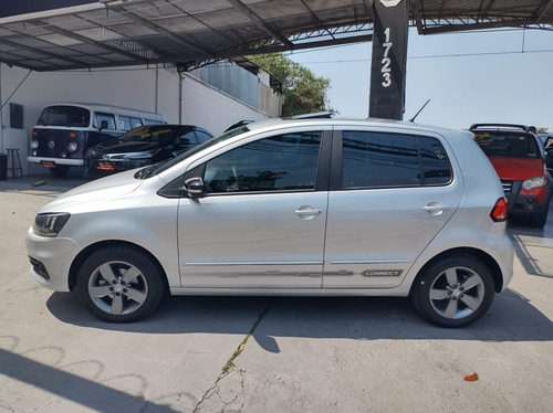 Volkswagen Fox 1.6 MSI TOTAL FLEX CONNECT 4P MANUAL