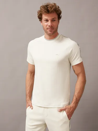 Polera Logo Tape Raglan Blanco Calvin Klein