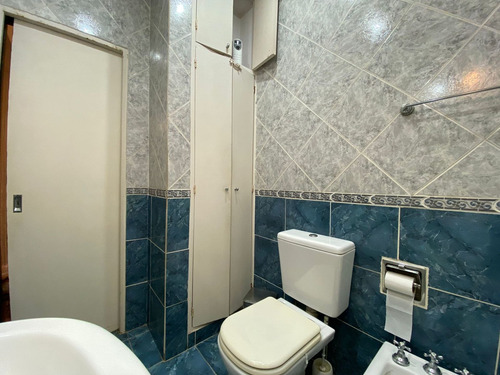 Imagen 17 de 29 de Casa 5 Ambientes Venta Villa Del Parque Terraza