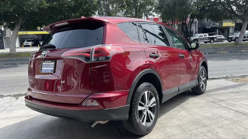 Toyota RAV4 2.5 Le At