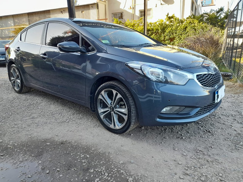 Imagen 2 de 15 de Kia Cerato 1.6 Ex 4 Ptas At6 Año 2016