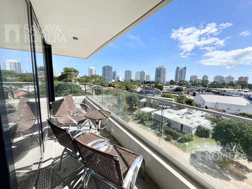 Venta - Departamento De 2 Dormitorios Y 2 Baños En Punta Del Este Sap5924832