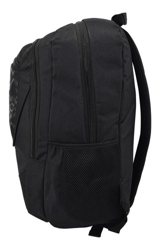 Mochila Umbro® Casual Urbana Porta Laptop Color Negro