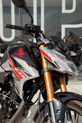 Imagen 6 de 19 de Honda Cb190r - 100% Financiada - Tomamos Tu Usada