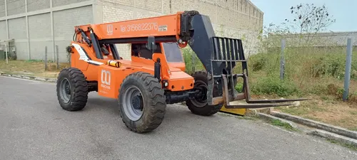 Vendo Telehandler Sky Track 8042