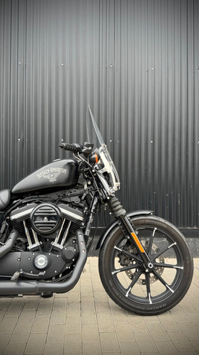 Harley Davidson Iron 883