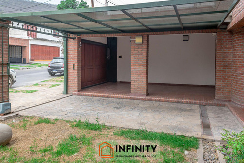 Casa En Venta En Tres Cerritos