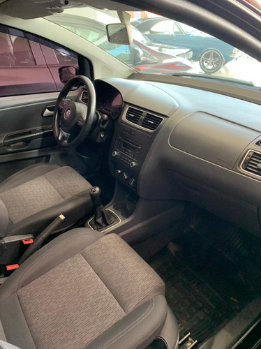Imagem 8 de 11 de Volkswagen Fox 2013 1.0 Gii Completo
