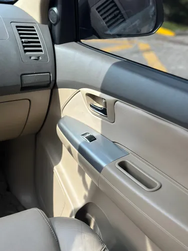 Toyota Fortuner 2.7l 4x2