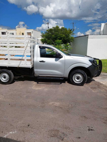 Imagen 6 de 15 de Nissan Np300 2017 Estacas Dh Aa Pack Seg